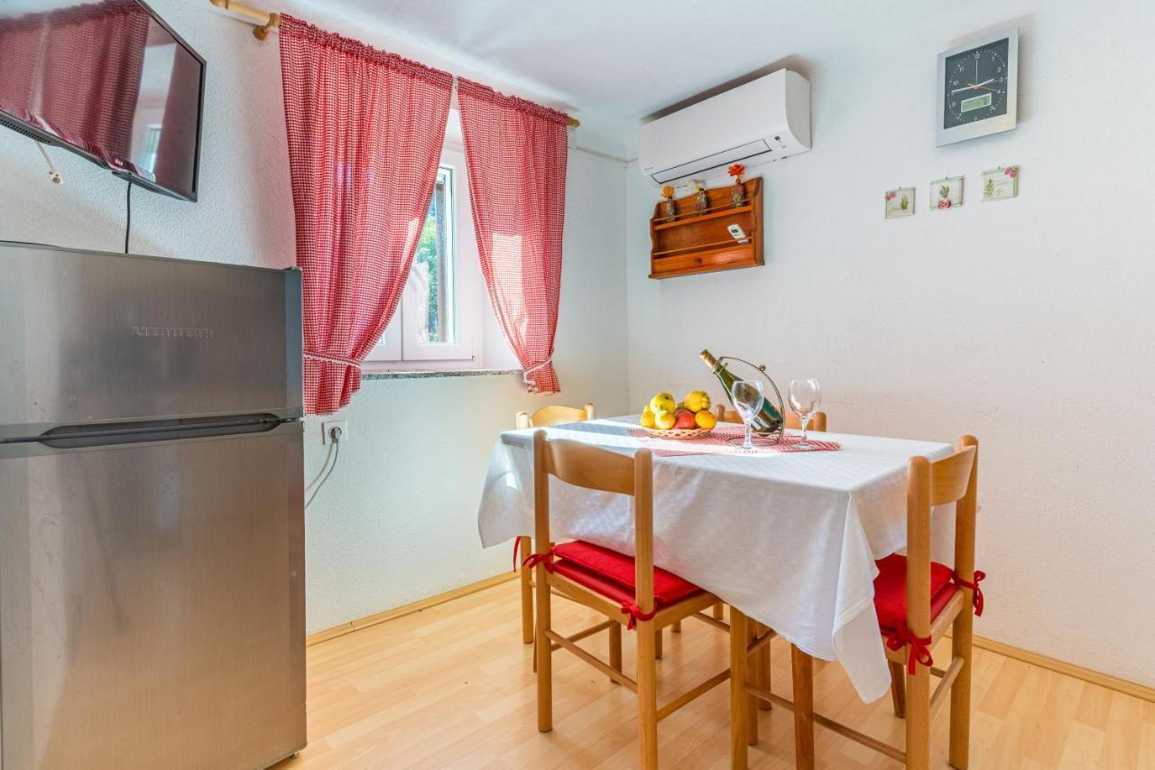 Apartmani Valun1 Εξωτερικό φωτογραφία
