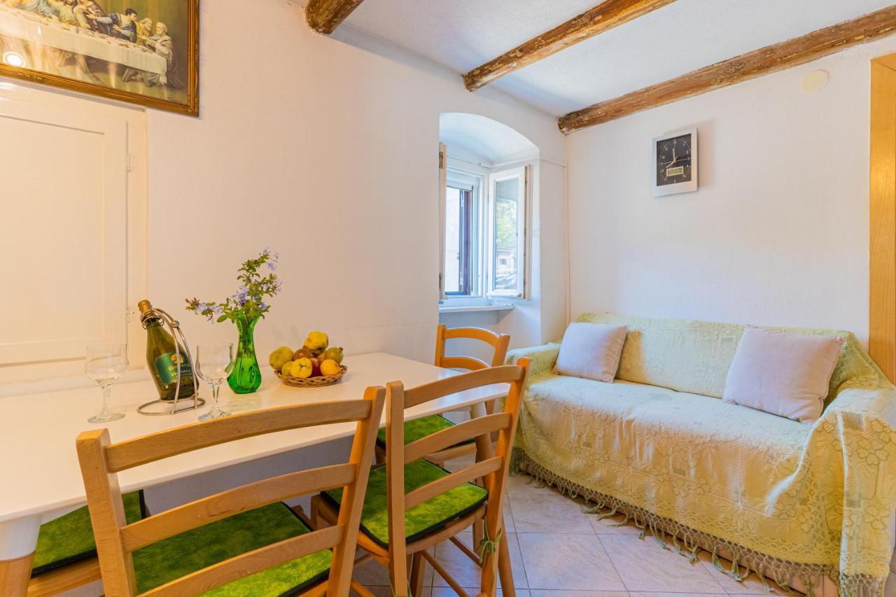 Apartmani Valun1 Εξωτερικό φωτογραφία
