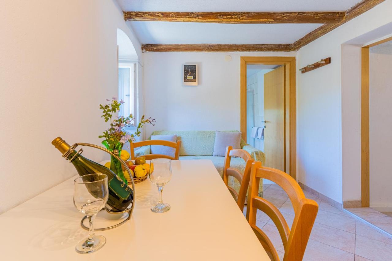 Apartmani Valun1 Εξωτερικό φωτογραφία