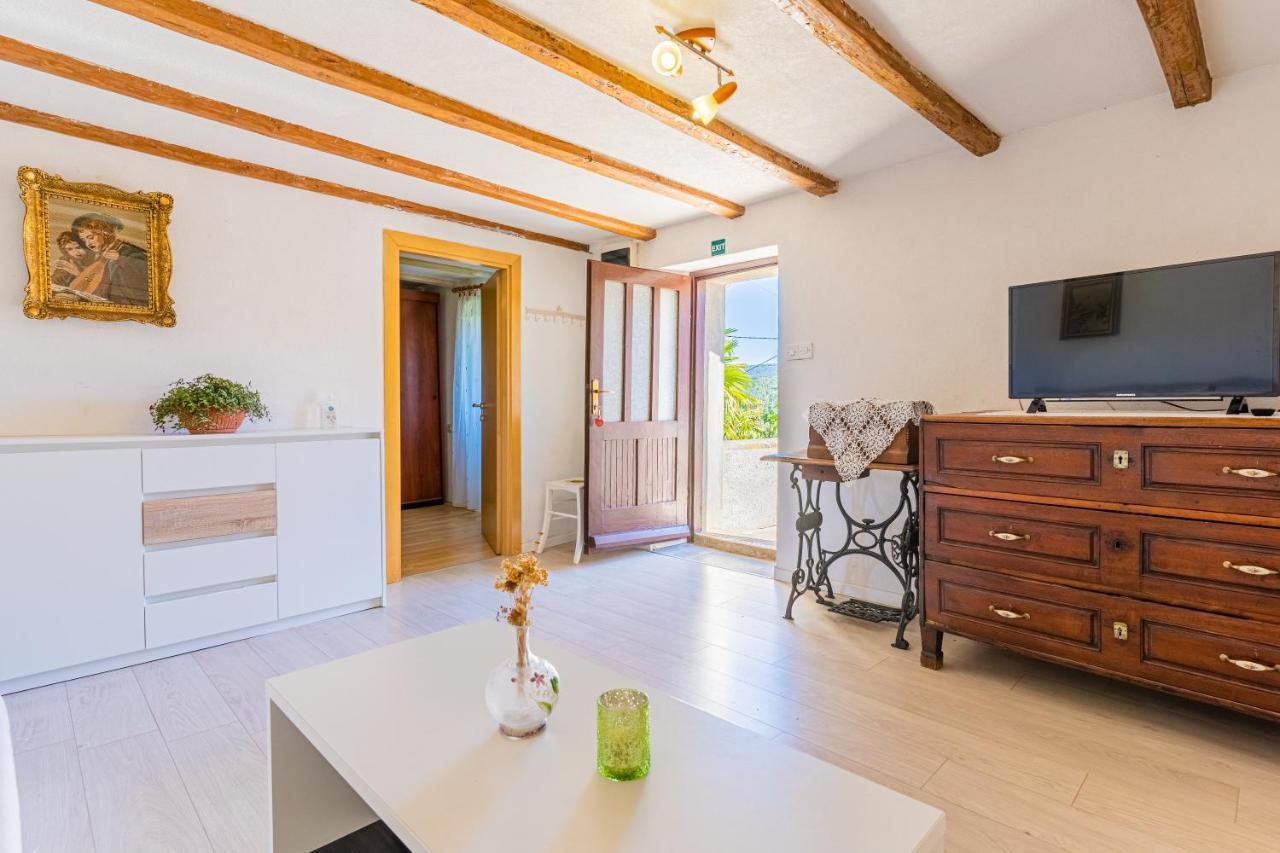 Apartmani Valun1 Εξωτερικό φωτογραφία